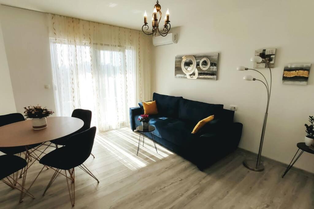 Apartment Pape Krvavica Exteriér fotografie